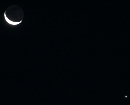 A waning crescent Moon and Venus photographed on the morning of September 14th 2020 (Photo: Copyright Martin J Powell, 2020)